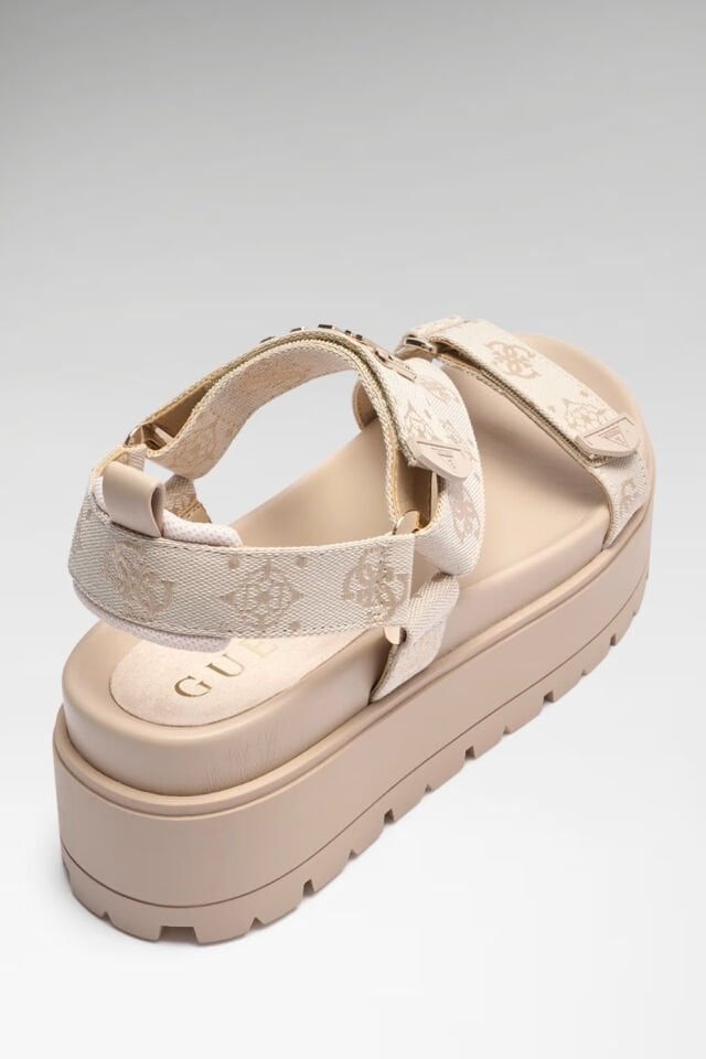Guess  Fetta Logo Sandaletler Krem