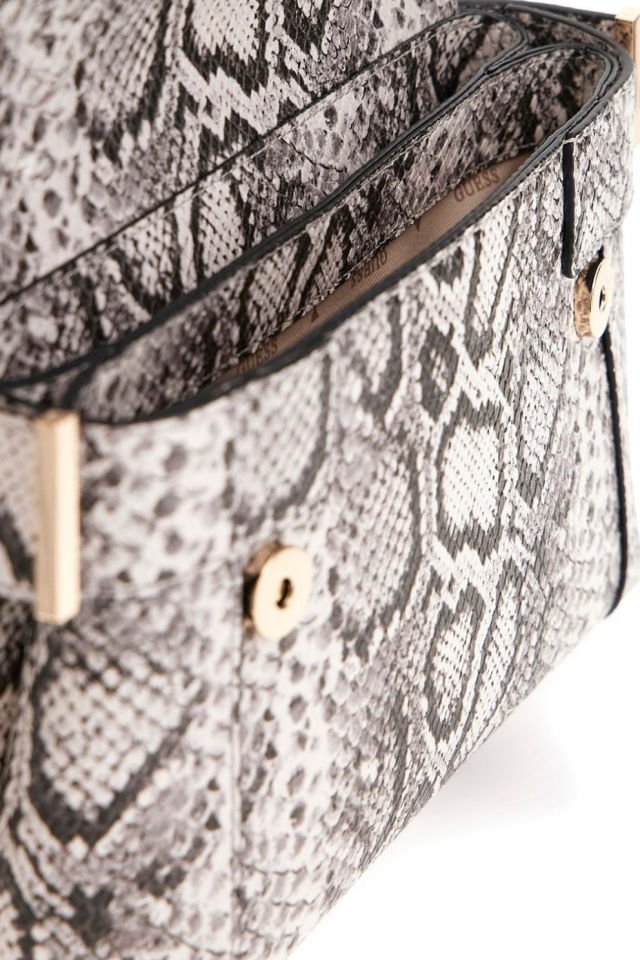 Guess Anadela Convertible Xbody Kapaklı Çanta