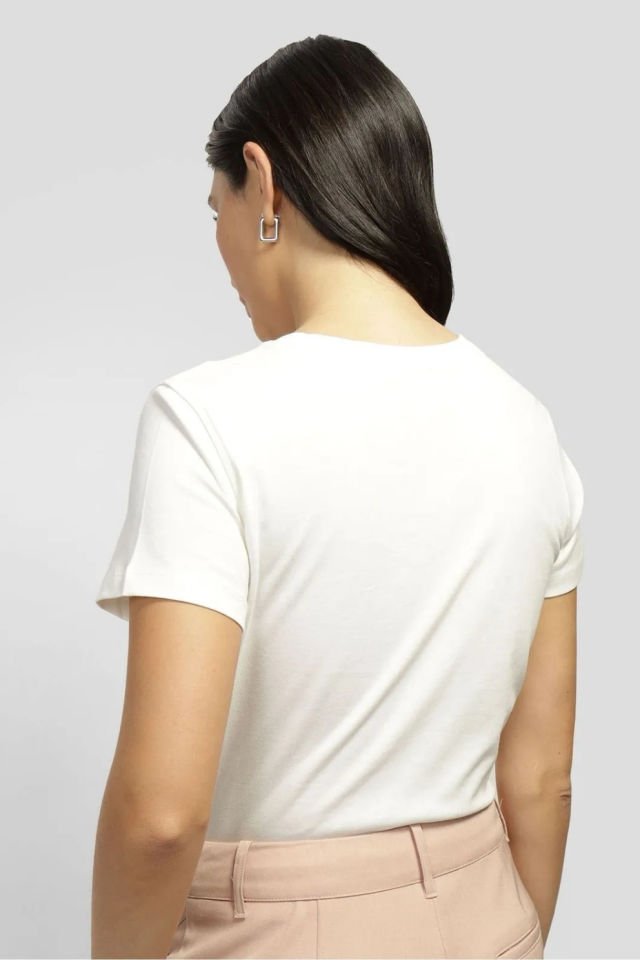 Guess Önü Logolu T-shirt Beyaz