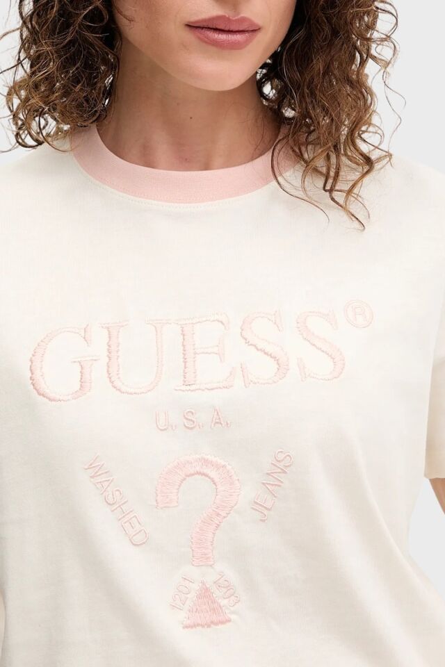 Guess Filanta Logo Nakışlı Pamuklu Boxy Fit Bisiklet Yaka Bayan Crop
