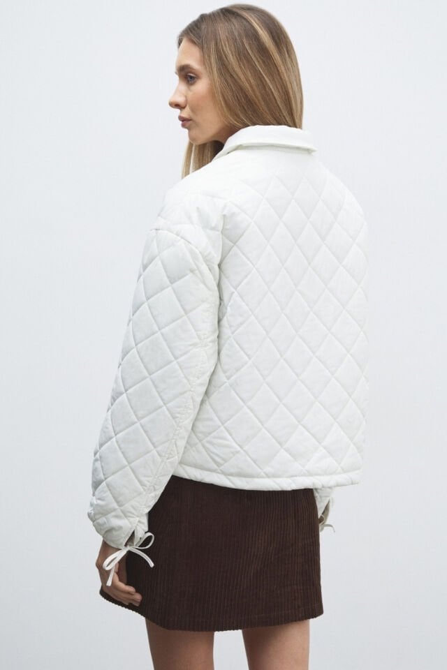 Guess Kadın Yalıtımlı Ceket Beyaz