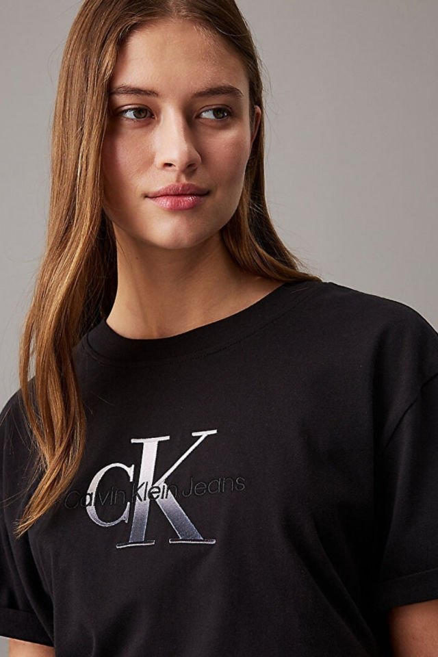 Calvin Klein Kadın Embroidery Monologo T-shirt Siyah