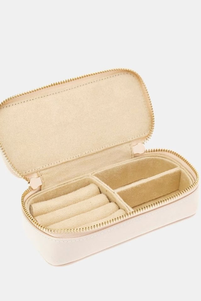 Guess Saffiano Takı Çantası Krem