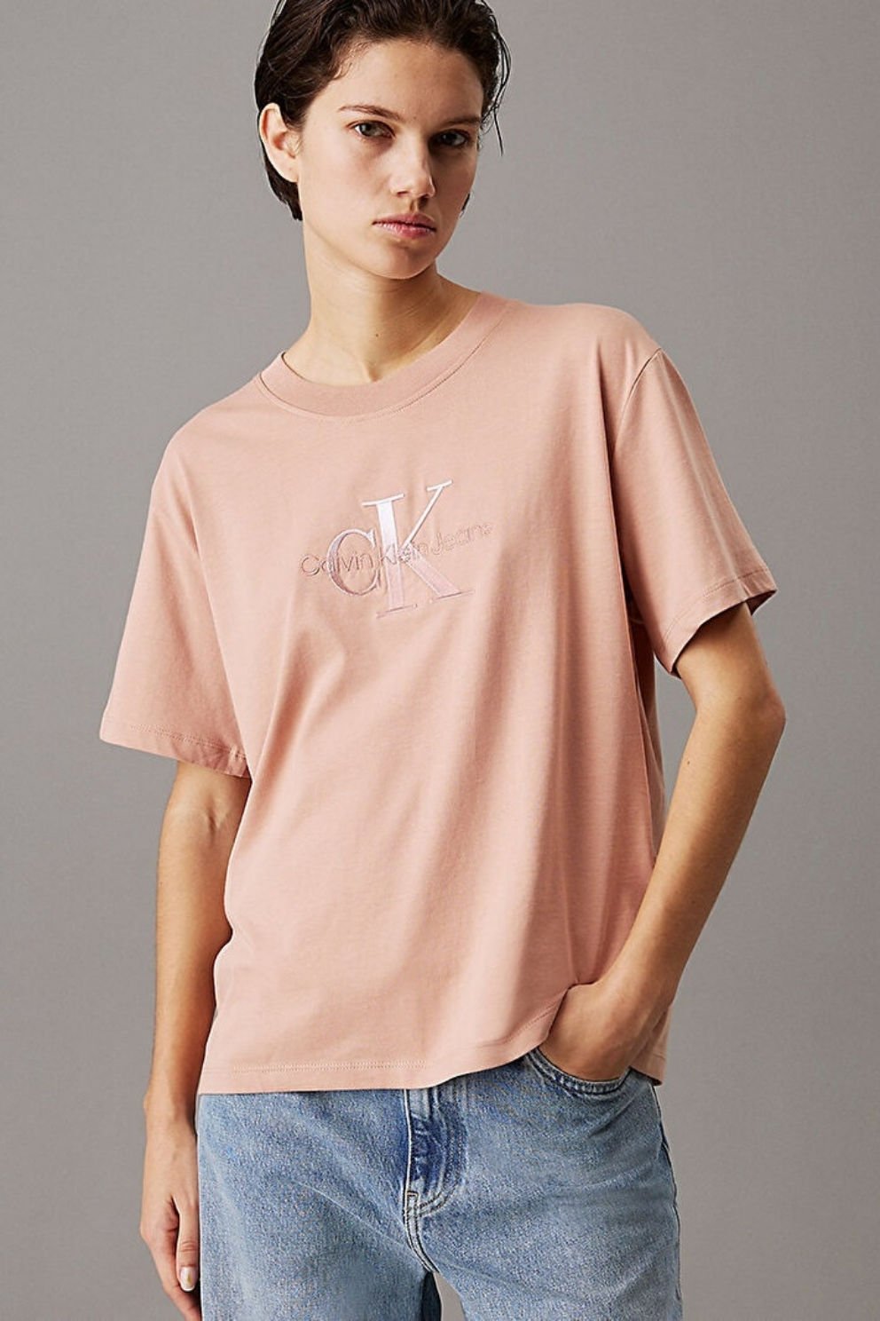 Calvin Klein Kadın Embroidery Monologo T-shirt Pembe