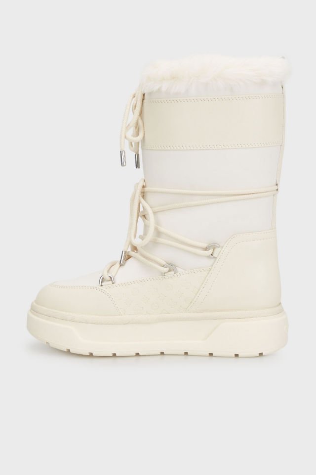 Guess Logolu Bağcıklı Yumuşak Tüylü Kar Botu Beyaz