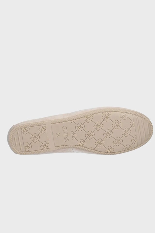 Guess Süet Kadın Mokasen Ayakkabı Fiyonk Detaylı Bej