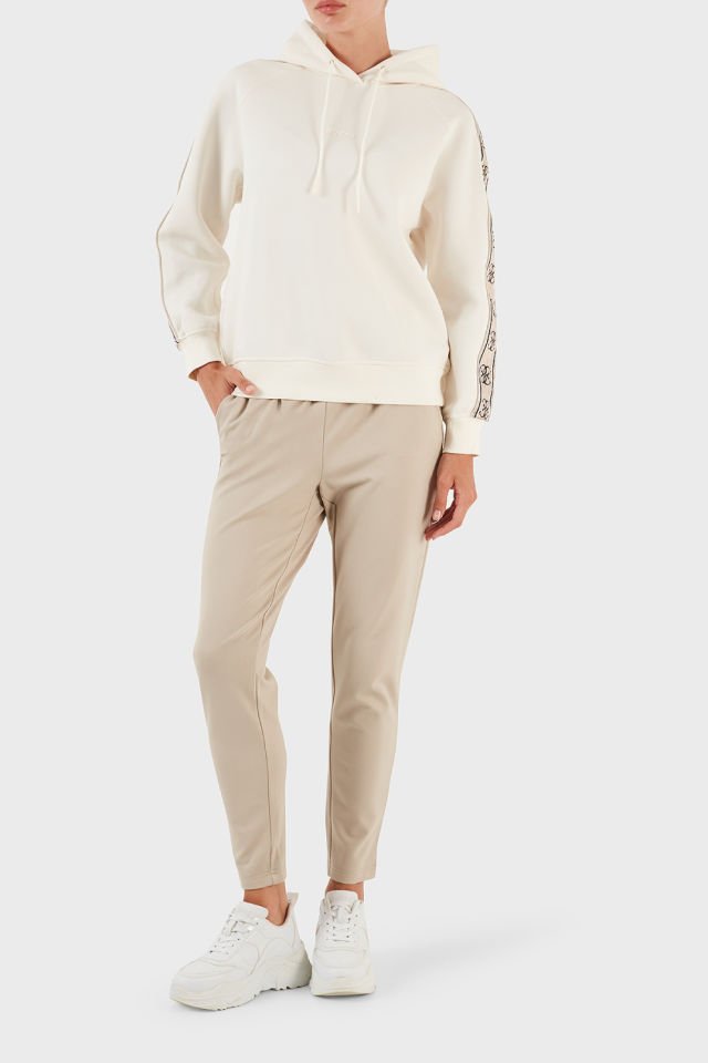 Guess Logo Şeritli Pamuklu Kapüşonlu Regular Fit Bayan Sweatshirt Ekru
