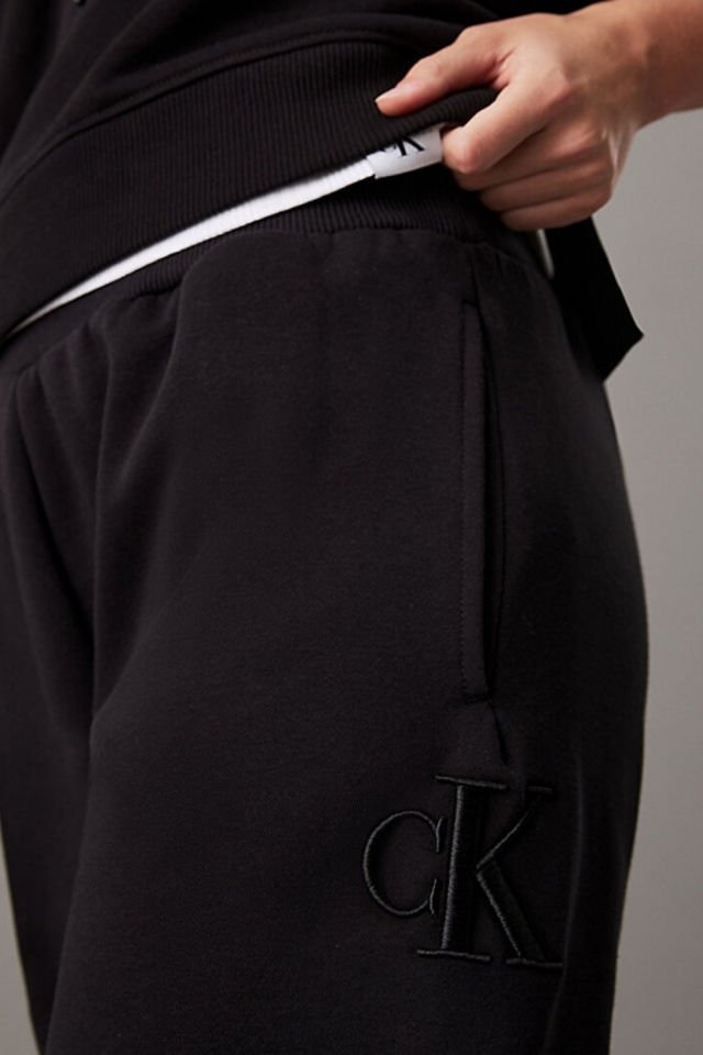 Calvin Klein Kadın Raised Embroidery Eşofman Altı Siyah