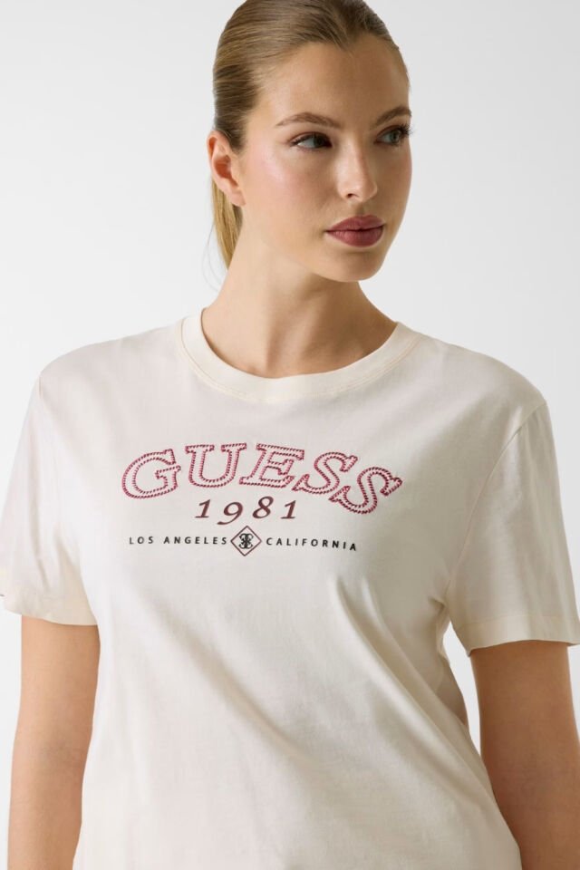 Guess Boxy logo T-shirt Krem