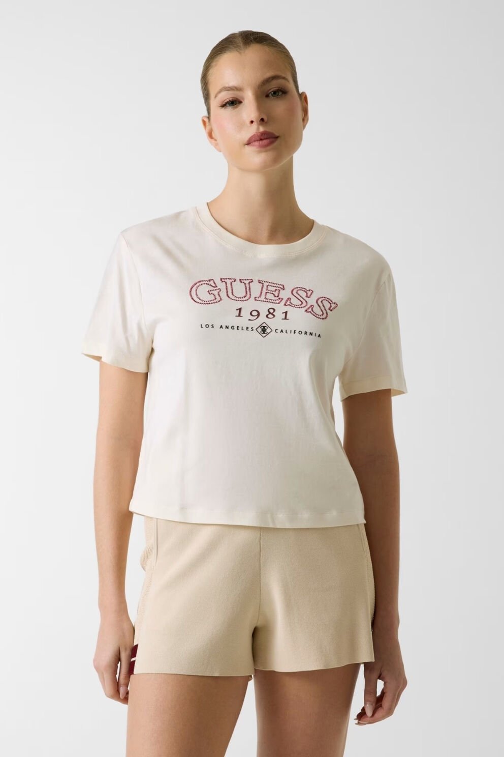 Guess Boxy logo T-shirt Krem