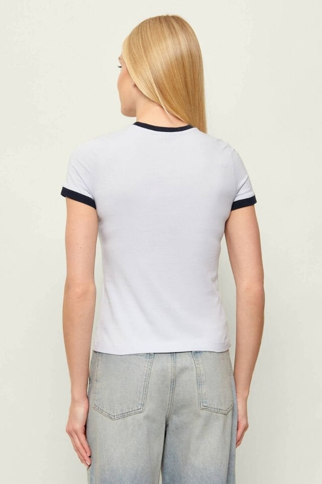 Guess Greta Kadın Aktif Slim Fit Bisiklet Yaka Tişört