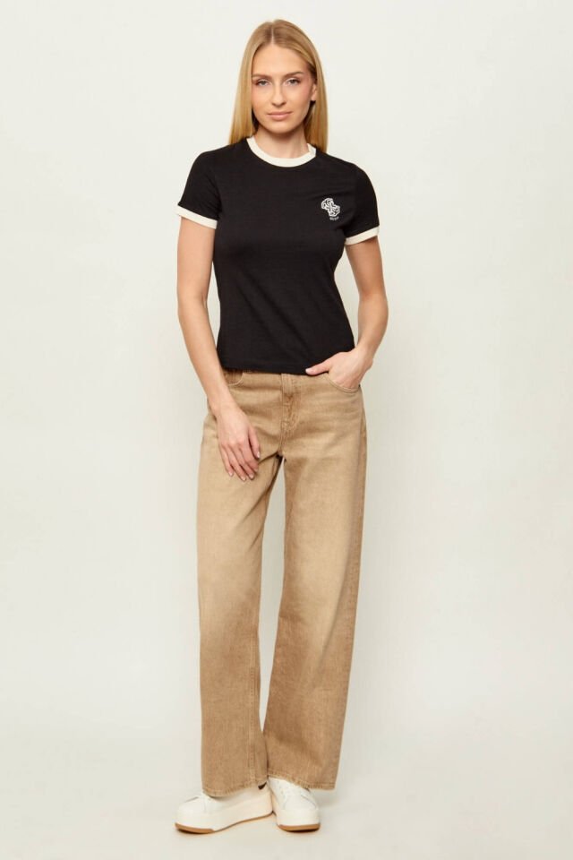 Guess Greta Kadın Aktif Slim Fit Bisiklet Yaka Tişört