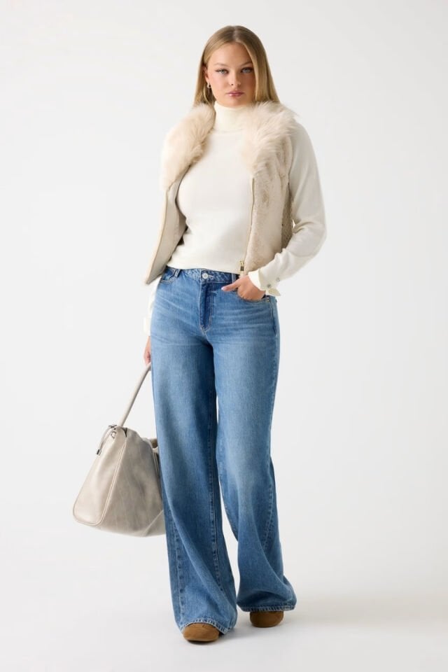 Guess Sahte Kürk Yelek Krem