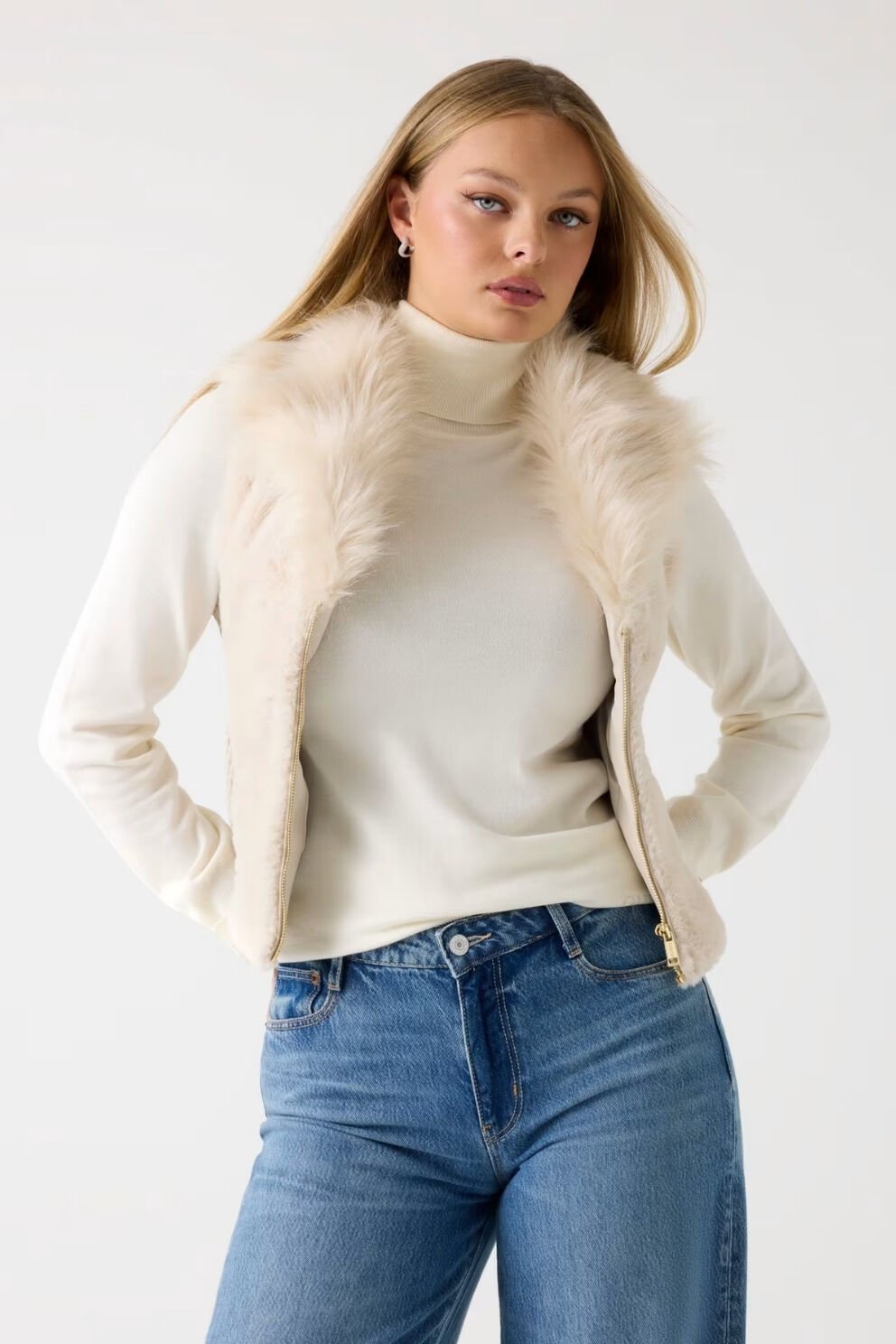 Guess Sahte Kürk Yelek Krem