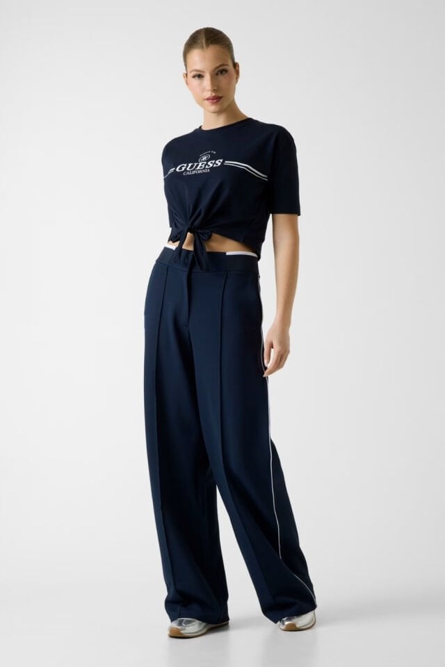 Guess Boxy Logo Tişörtü Lacivert