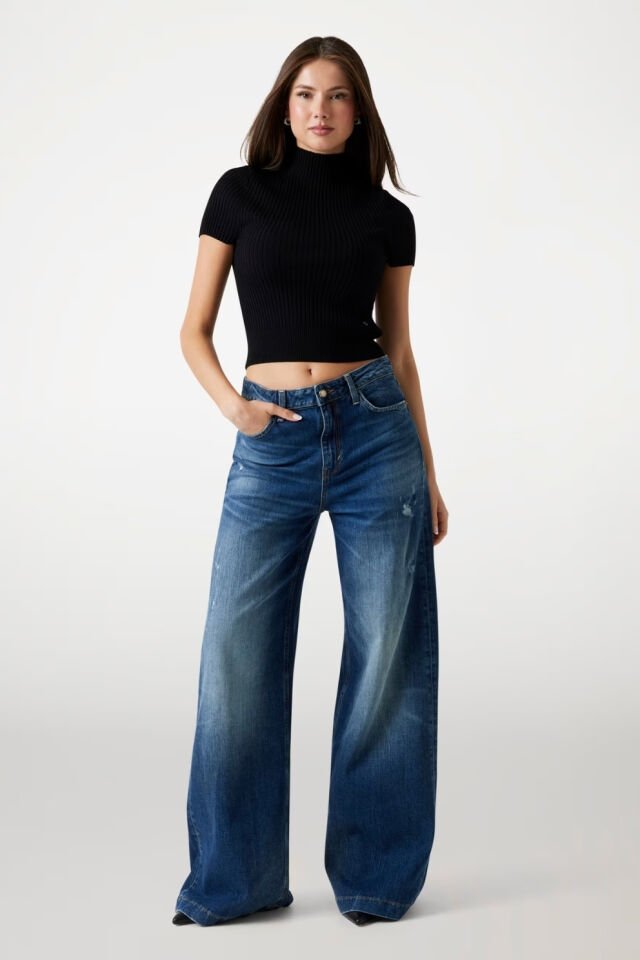 Guess Kısa Kollu Kazak Bluz Siyah