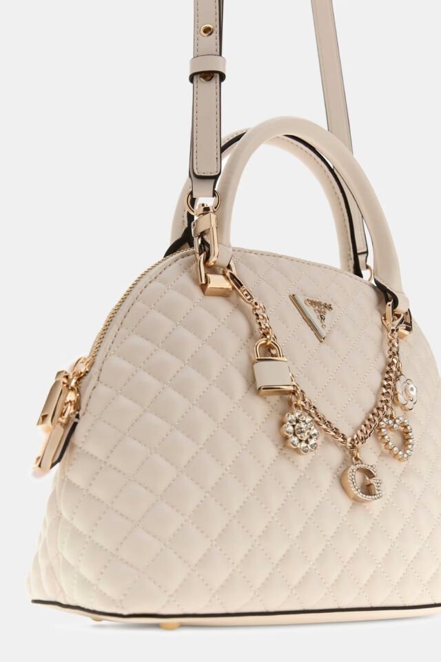 Guess Everlee Taş Detaylı Charm’lı El Çantası Beyaz