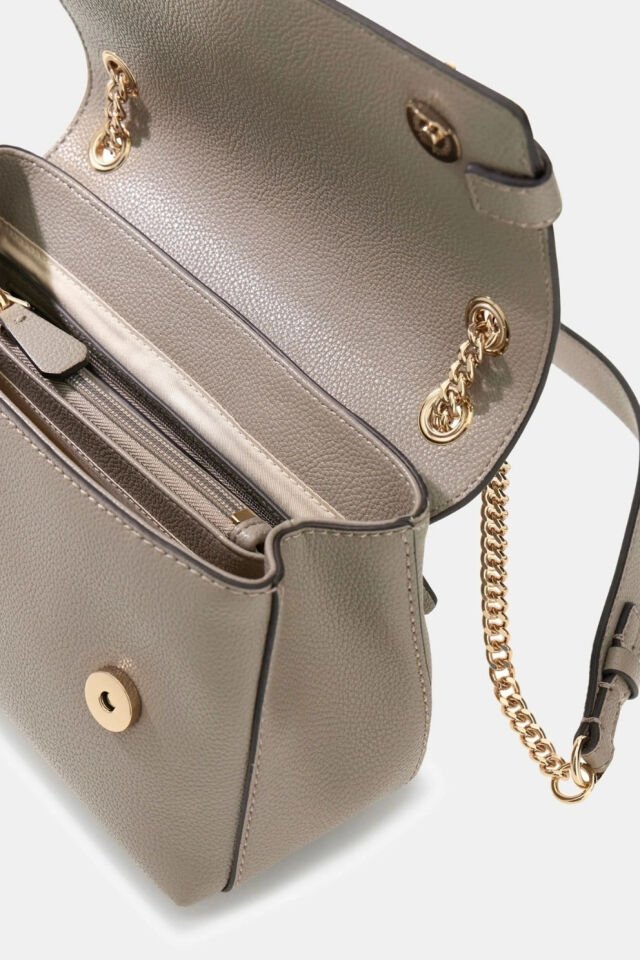 Guess Yesba Dönüştürülebilir Çapraz Askılı Kadın Omuz Çantası