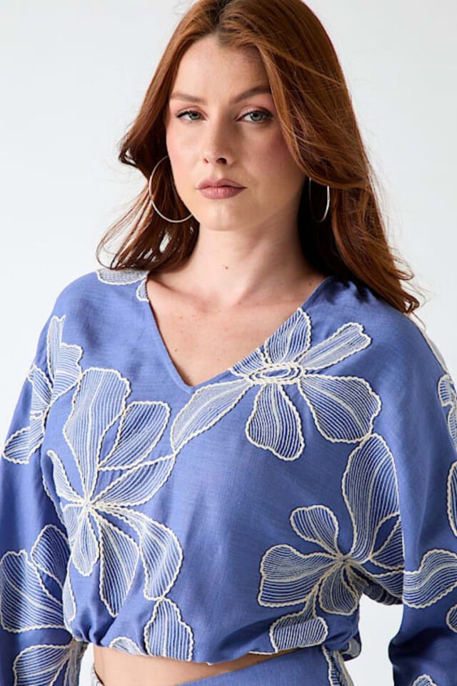 Guess İşlemeli Bluz