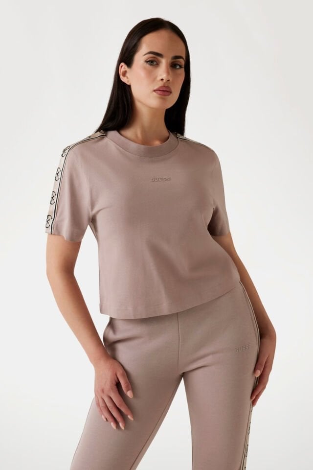 Guess Kadın Pembe T-Shirt